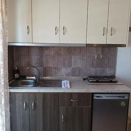 Black Rose Апартаменты Сарти