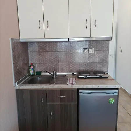 Apartment Black Rose