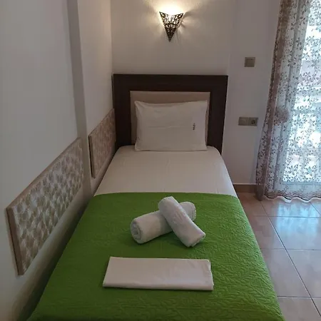 Black Rose سارتي