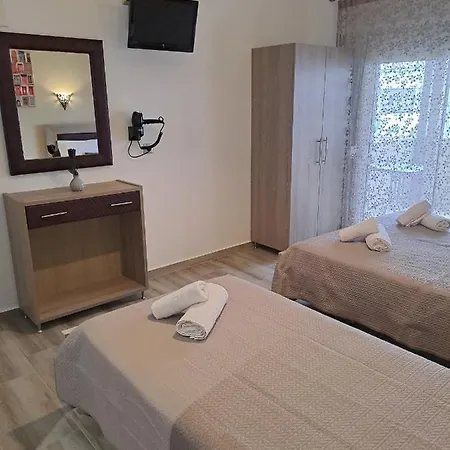 Black Rose Apartment *